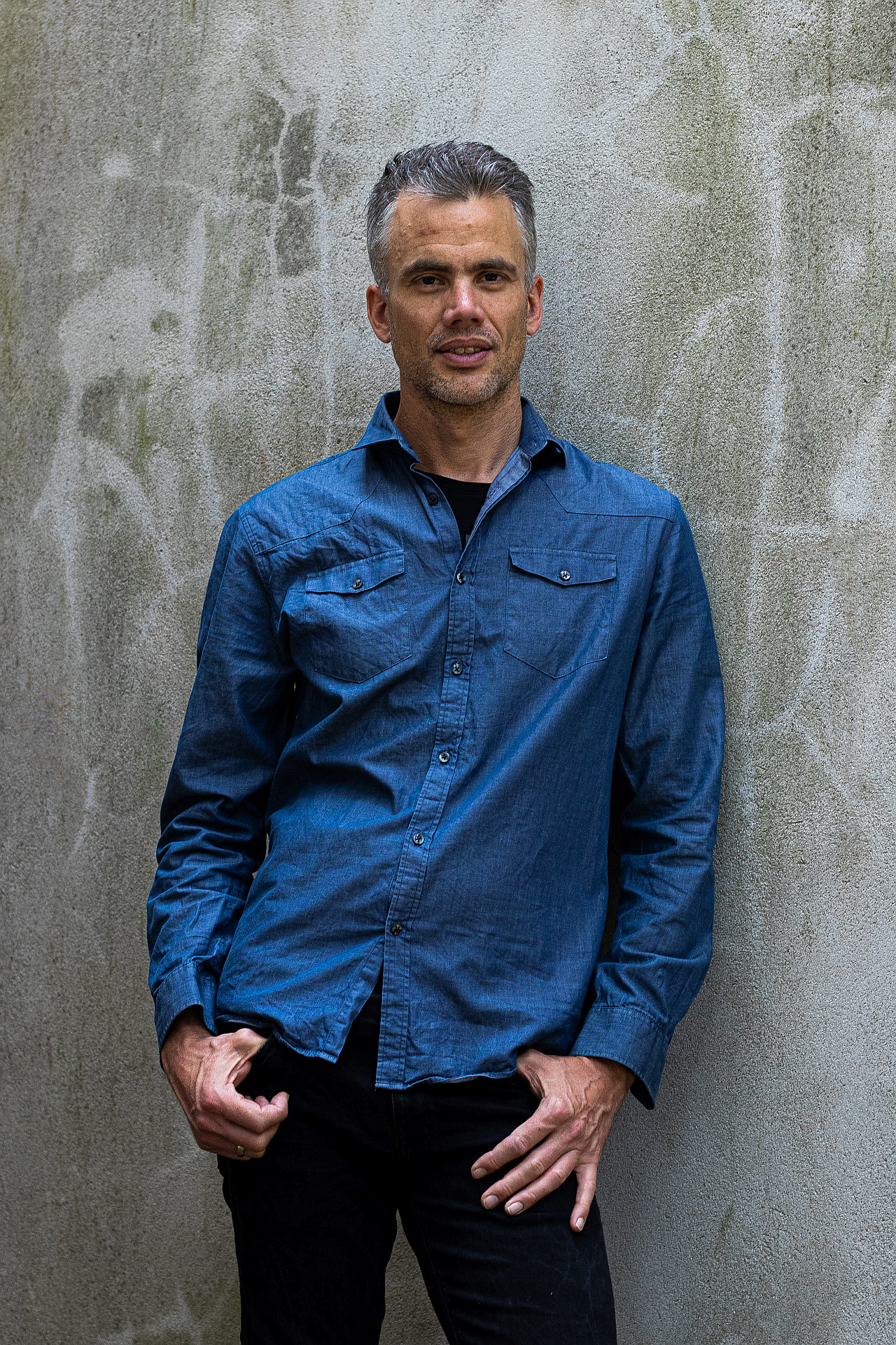 Bassist Maarten van Leuw
